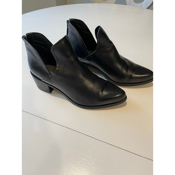 BLONDO Waterproof Leather Ankle Bootie Boots Back Zipper Size 7.5 Pointed Toe - Picture 15 of 15